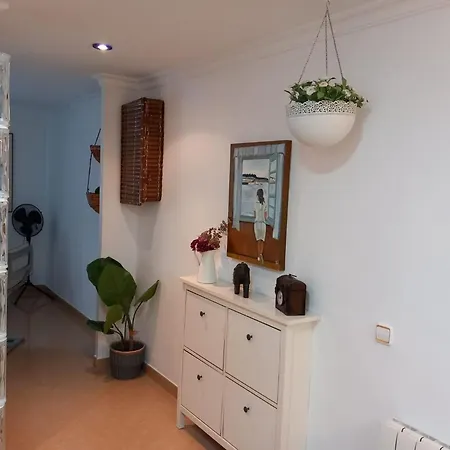 Cozy Apartment Near The Beach Barcelona Exterior foto